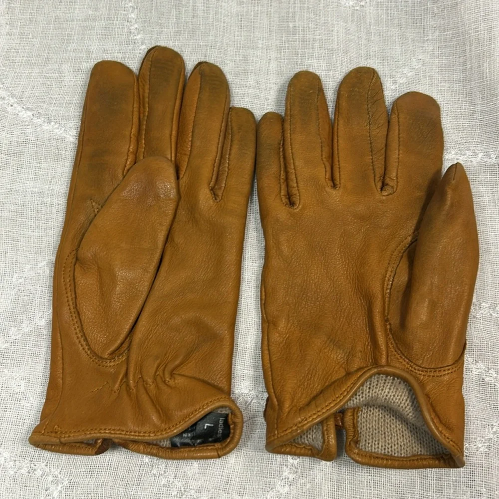 Genuine deerskin gloves